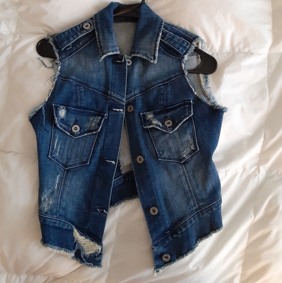 James Jean's denim/jean vest - Picture 4 of 5